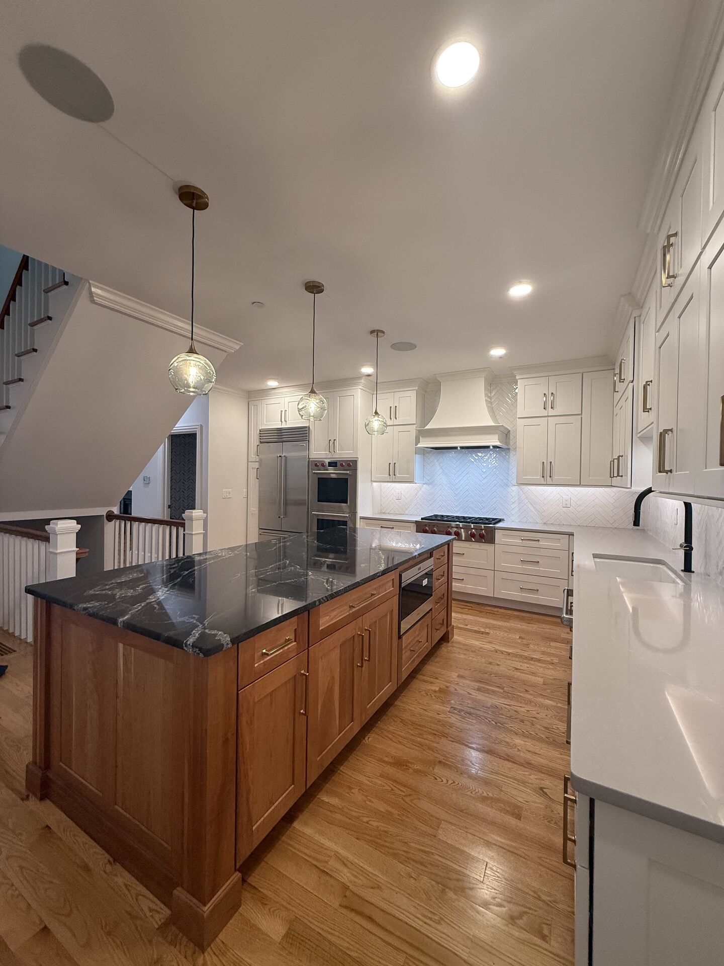 Completed kitchen remodeling project by millhawlk design & construction. 